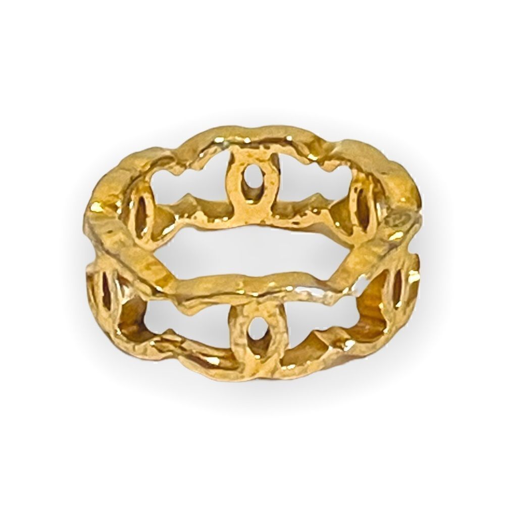 CHANEL B11 CC Interlocking Logo Golden Metal Chain Fashion Finger Ring
Size: 6